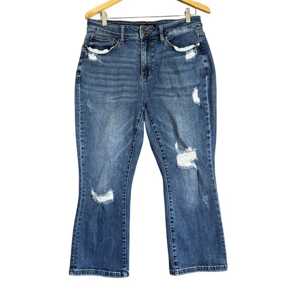 Judy Blue Jeans 16W Capri Fit Jeans Medium Wash Distressed Stretch Casual 22"Leg - Picture 1 of 16